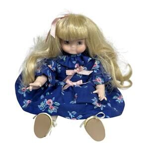 Doll Goebel Bette Bell 1994 Dolly Dingle Dolls 8" Porcelain Doll Blue Dress